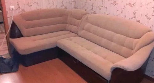 Перетяжка углового дивана. Кронштадт